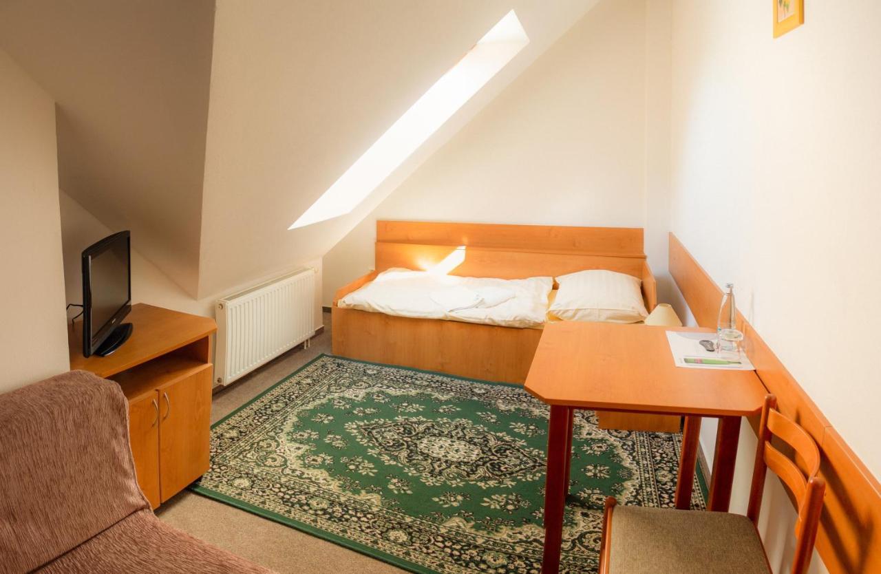 Motel Velky Rybnik Dehtare  Eksteriør billede